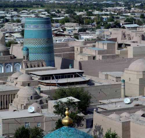 Pahlavan Mahmud memorial