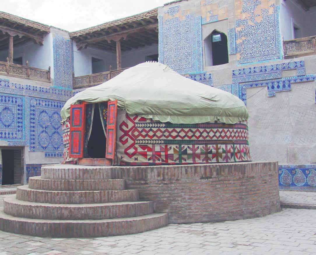 Tash-Hauli: The Palace Built as a Labyrinth So No One Could Reach the Khan