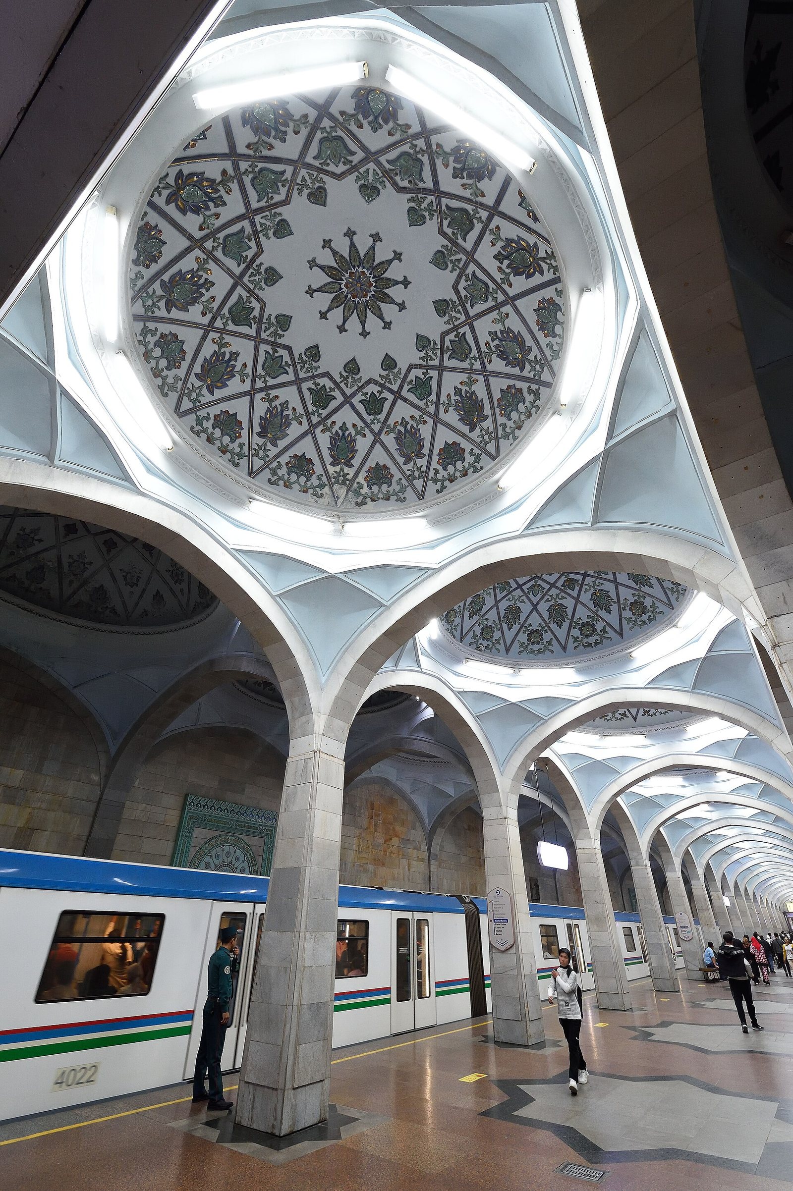 Internet in Uzbekistan: SIM, eSIM, Wi-Fi and Carriers